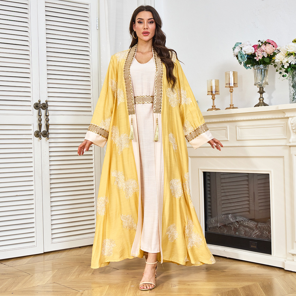 Mt480 Neues Kleidungsset im Et – Yellow Winter Clothing Bewertung und Preis