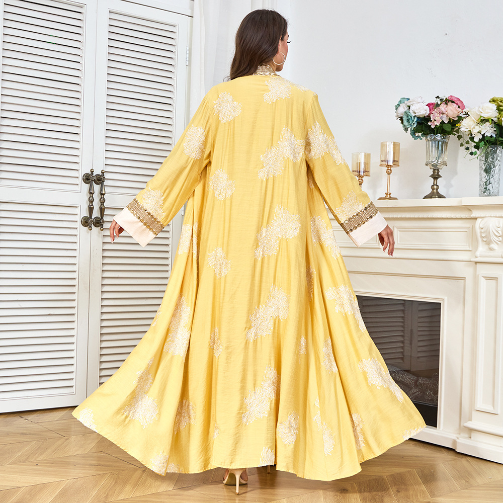 Mt480 Neues Kleidungsset im Et – Yellow Winter Clothing Bewertung und Preis